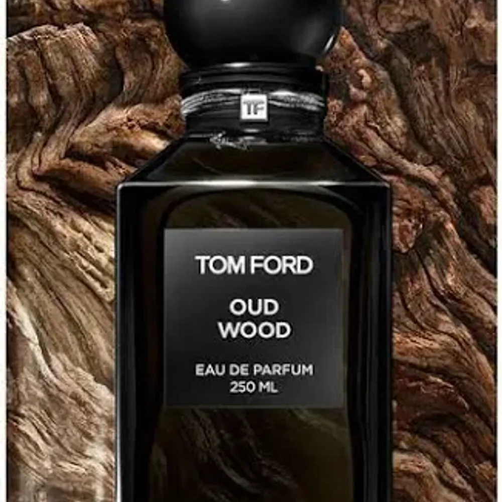 Tom Ford Oud Wood Thumbnail 3